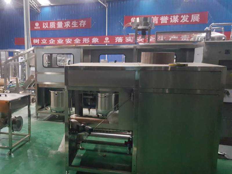 凈水設備濾芯為什么不保修？多久更換一次？